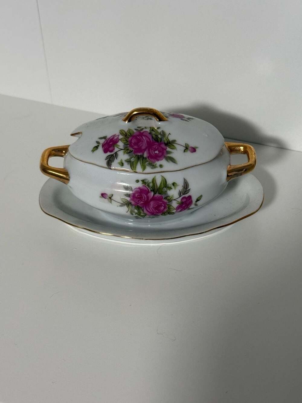 Royal Crown VTG Sugar Bowl  w/Lid & Underplate, Pink Roses Design